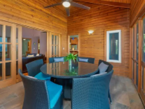 Seaside 3 Bedroom Villa with Pool in First Bight. Incredible Views! Hotels in First Bight