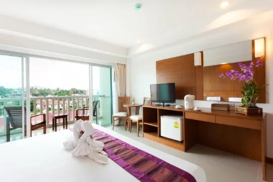 ห้องดับเบิลหรือทวิน, เห็นวิวมหาสมุทรบางส่วน