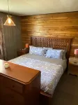 Cozy lake Cottage