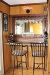 3bd/2ba Summit Condo Close to Village and on shuttle route.