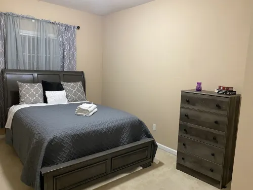 Only 2 miles from shopping, banking, food, entertainment,15 to downtown Atlanta