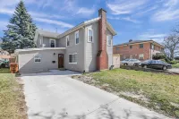 5 Bedroom 7 Beds Cozy and Spacious Home