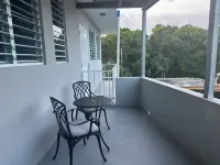 Revolutionary Escape! 3-Bd Lolita Lebron, 4 Mins to Beach with Backup Generator! Hotels in Aguadilla