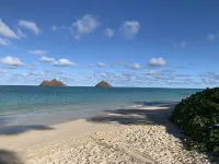 Bright, upgraded house, A/C, near the ocean! CONTACT FOR RATES & AVAILABILITY! Hotel a Kailua