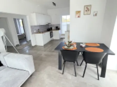 Moderne Ferienwohnung in Schneverdingen OT Lünzen โรงแรมในSchneverdingen