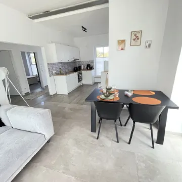 Moderne Ferienwohnung in Schneverdingen OT Lünzen Отели в г. Шнефердинген