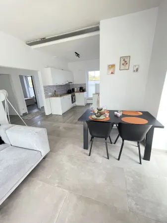 Moderne Ferienwohnung in Schneverdingen OT Lünzen Отели в г. Шнефердинген