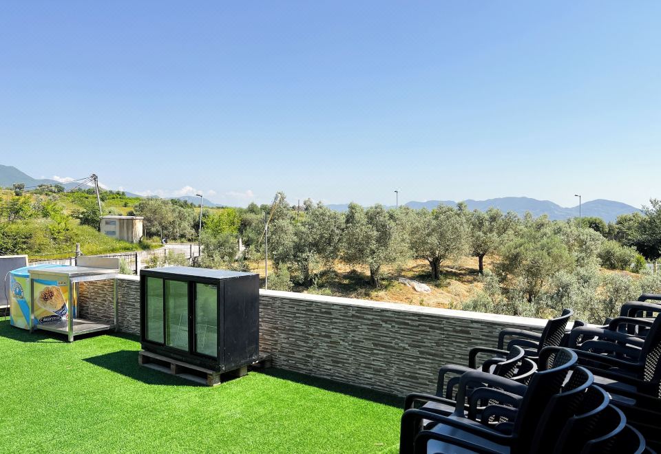 2. 자타 크라운 호..