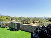 Jata Crown Hotel