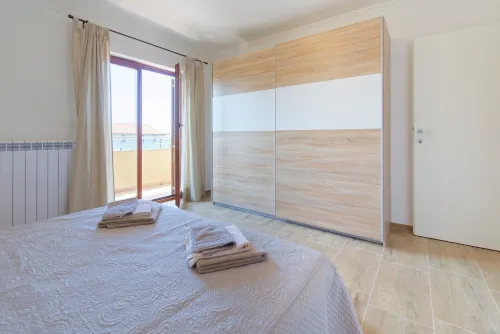 Apartments Belvedere-Three Bedroom Apartment with Balcony