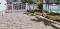 Villa Palmira with swimming  pool -5 mins walk from  Pereybere  Beach