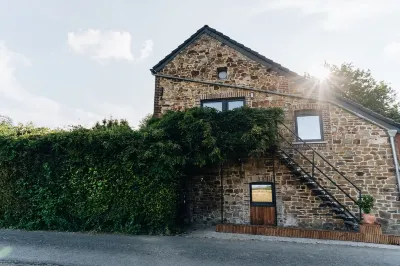 Cosy studio in a green country setting Hotels in 