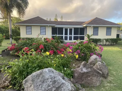 Breezy 3-bedroom beachside villa in serene Nevis with AC, WiFi Hôtels à : 