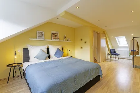 Deluxe Flat | PS4 | Parken | Netflix | Zentral Отели рядом с достопримечательностью «Шлос Зайн»