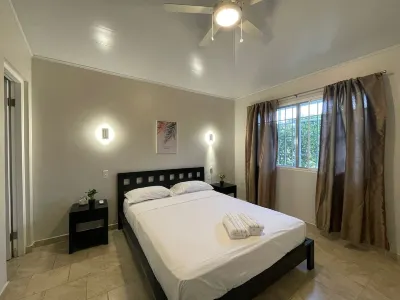 House in Santa Clara with pool, near the beach! Hotels in 