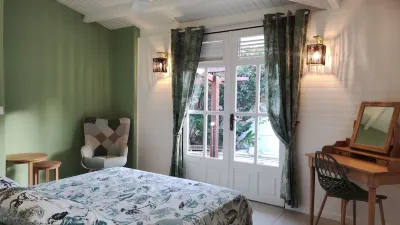 Les Coulirooms - Gîte 2 Personnes à 2 min à Pied de la Plage du Helleux