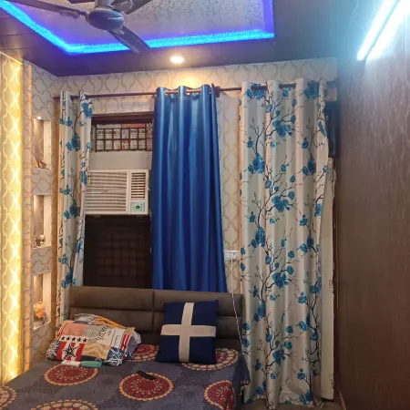 ASHIANA HOME STAY