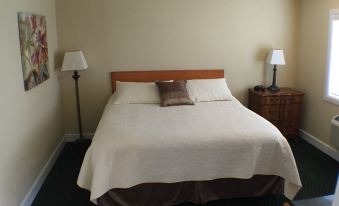 Whitney Mountain Lodge