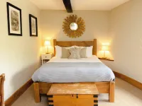 The Ebrington Arms Hotels in Chipping Campden