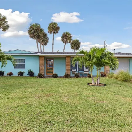 131 W Pasco Ln