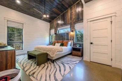 CABIN - Near BLACK MOUNTAIn Hotels in Broken Bow