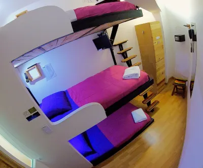 Hostal de la 57 Отели в г. 