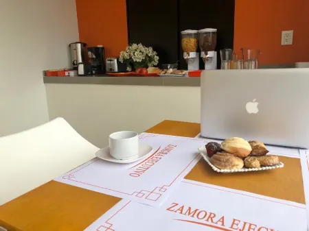 Zamora Ejecutivo Express