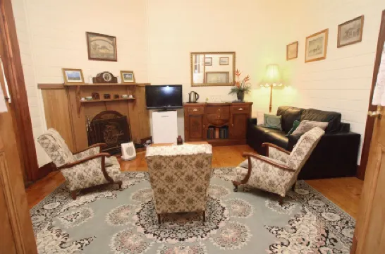 Butterfly Farm Bed and Breakfast Nirranda