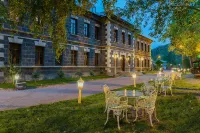 Hotel Katerina Sarayi Hotels near Kars Castle