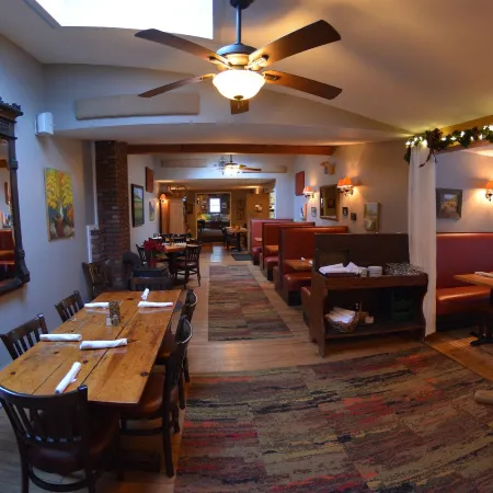 Hyde Away Inn
