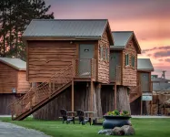 Natura Treescape Resort Hotels in Wisconsin Dells