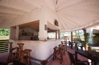 21 Palms - bars