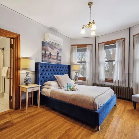 Historic District Bnb Отели рядом с достопримечательностью «Музей науки штата Миннесота»