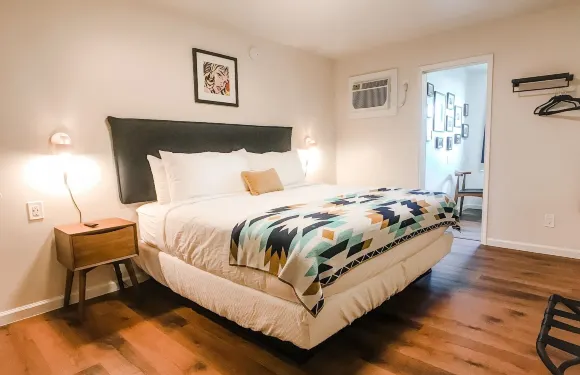 斯通沃爾汽車旅館