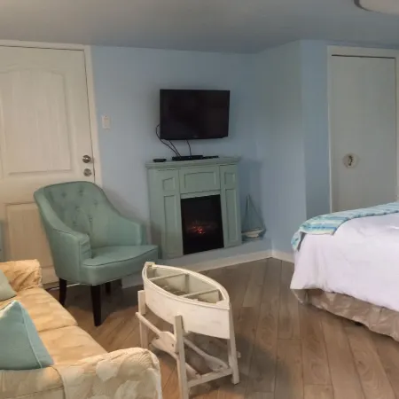 Moonlight Beach Suites