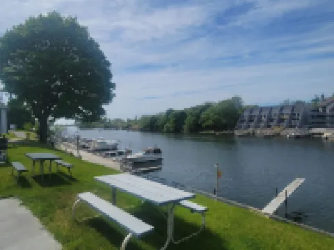 Riverside Motel and Marina Manistee Hotels in Manistee