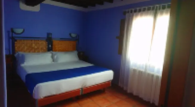 El Canchal de la Gallina -Cafetería -Aparcamiento Gratis - Jacuzzi