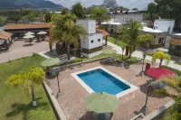 Hotel Villas Mahando - Parking