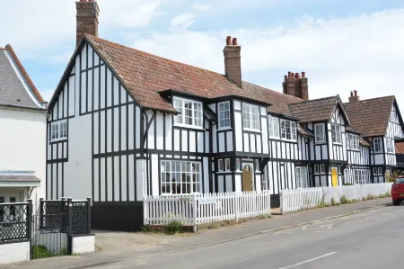 4 the Dunes, Thorpeness Отели рядом с достопримечательностью «The Meare»