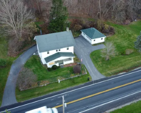 1st Class Rentals the Thurman Munson House Hotels in Hartwick