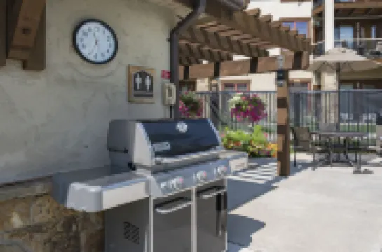 Eagleridge Lodge 201 2 Bedroom Condo by RedAwning