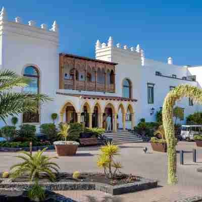 Gran Castillo Tagoro Family & Fun Playa Blanca Hotel Exterior