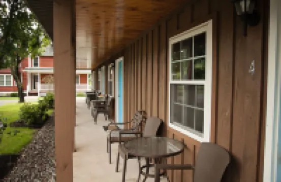 Blue Hill Lodge Hotels in Neversink