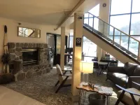 Express Suites Riverport Inn & Suites