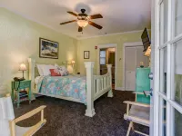 Anchor Inn Nsb Bed and Breakfast Hotels in New Smyrna Beach
