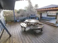 Woodside Guest House Hotels in 