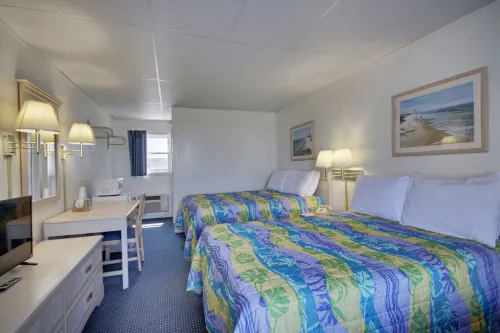Thunderbird Beach Motel