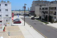 Condor Motel - Beach Block
