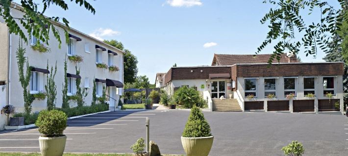 Logis Hôtel Restaurant Le Prieuré Hôtels à&nbsp;: Indre