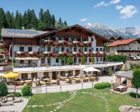 Hotel Alpenpanorama Hotels in Soll